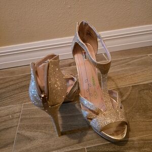 Olsenboye Glittering Gold Heels